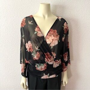 Fashion Nova Black and 
Pink Floral Sheer Wrap Top Womens 2X